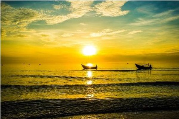 Best time to visit Danang Beach City